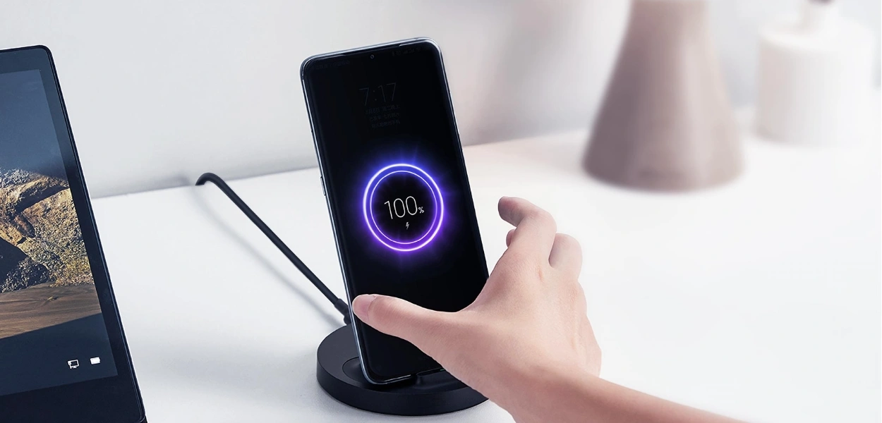 استند شارژ 20 وات بیسیم شیائومی | Mi 20W Wireless Charging Stand با طراحی مدرن، توان 20 وات و ایمنی پیشرفته