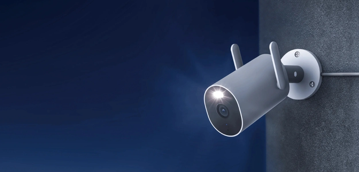 دوربین فضای باز شیائومی | Mi Outdoor Camera AW300 با وضوح 2K، دید در شب رنگی و مقاومت بالا در برابر آب و گرد و غبار