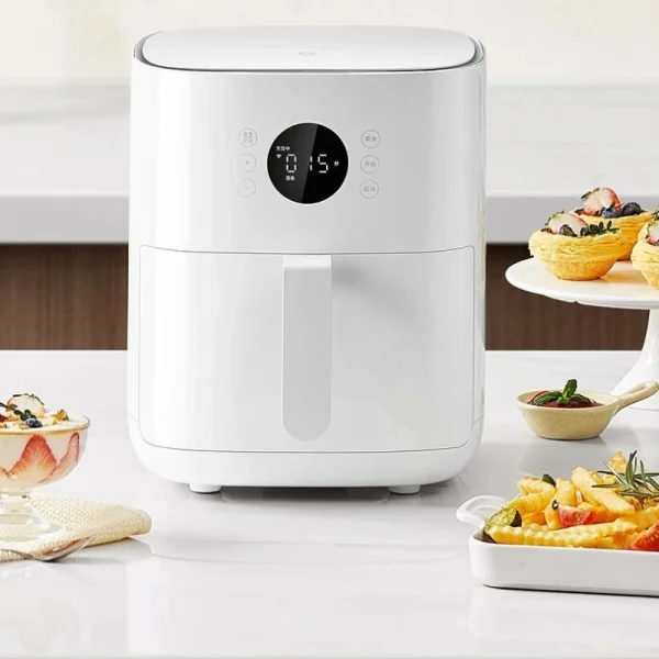 سرخ‌کن هوشمند شیائومی ظرفیت 4.5 لیتری | Mi Smart Air Fryer 4.5L با ظرفیت ۴.۵ لیتری، کنترل هوشمند و پشتیبانی از دستیار صوتی گوگل