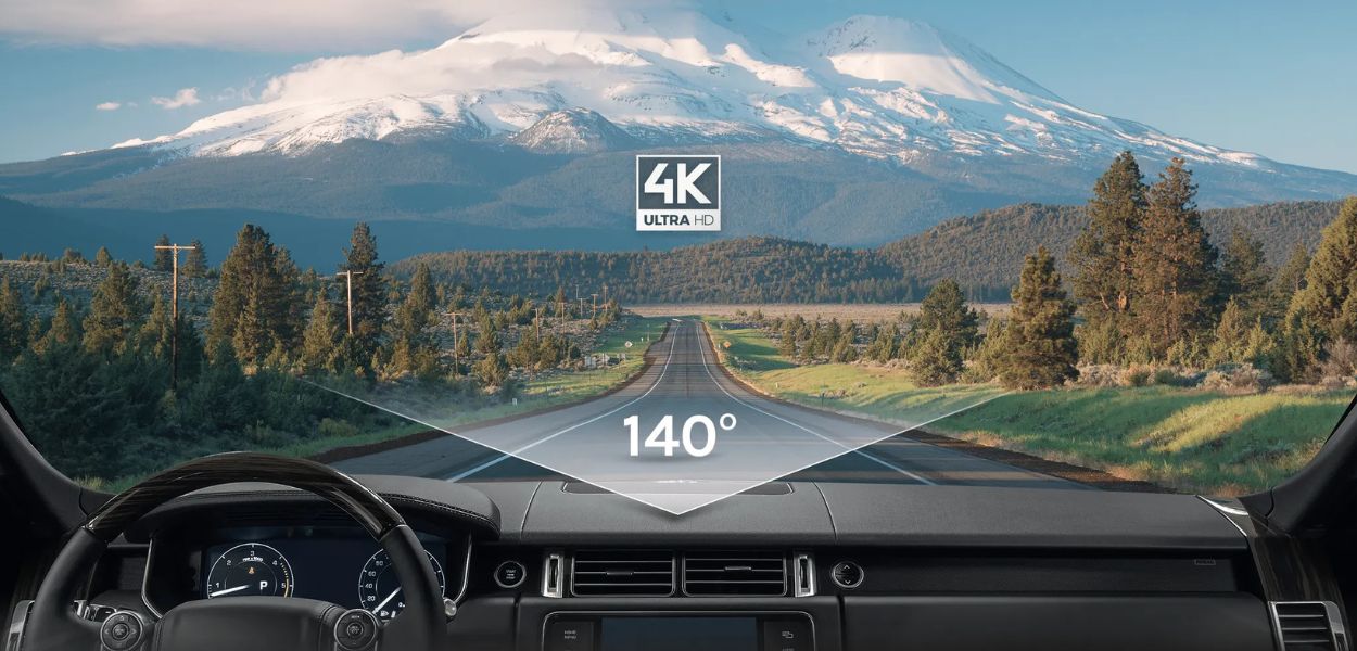 دوربین 70Mai Dash Cam 4K A800s با طراحی مدرن و صفحه نمایش 3.0 اینچی.