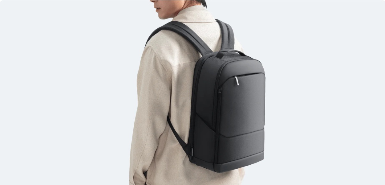 کوله پشتی شیائومی | Mi Business Backpack با طراحی شیک و محفظههای جادار
