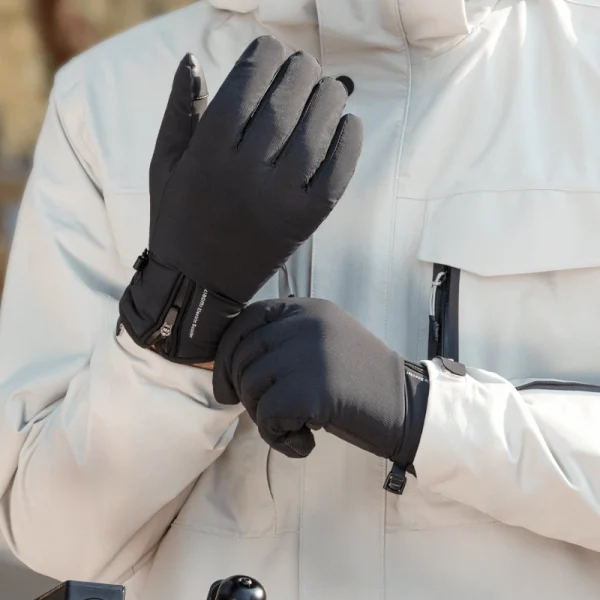 دستکش اسکوتر سواری شیائومی | Mi Electric Scooter Riding Gloves با طراحی چندمنظوره، مقاومت در برابر باد و سرما و قابلیت استفاده با صفحه‌نمایش لمسی